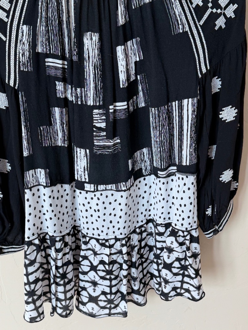 John Mark tunic - Picture 2 of 4